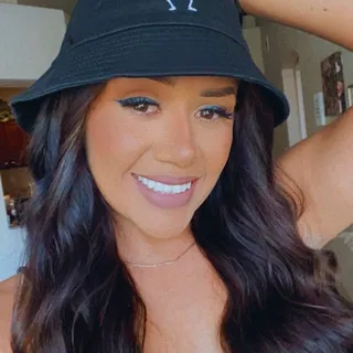 Mariela T.