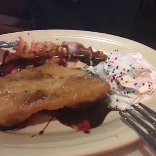 So papilla should not have chocolate and whipped cream.