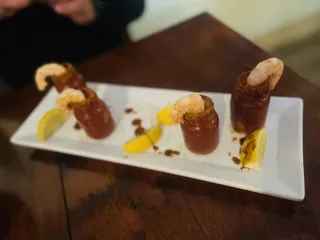 Los Dos Potrillos Bar & Grill