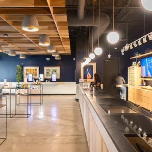 Show room where you will pick up your orders or discover something new!