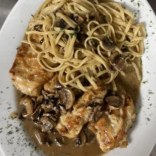 Chicken Marsala with linguini pasta