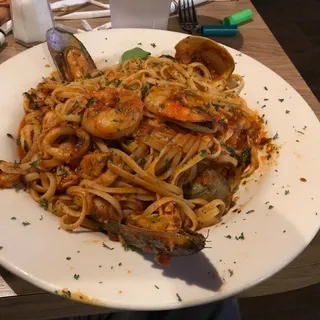 Linguini Pescatore