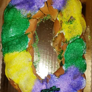 Gooey Butter Snickerdoodle King Cake