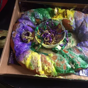 Almond Bavarian king cake
