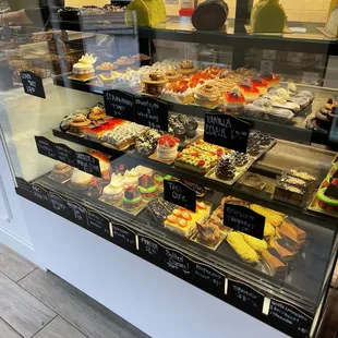 Cannelle pastry display