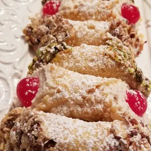 Can never have too much powdered sugar... ;)