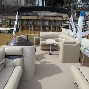 Another interior shot of the Harris 220.