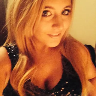 Lindsey L.