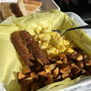 Spicy Sausage Egg Plate