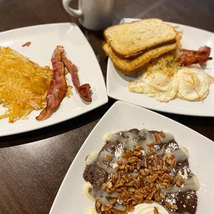 Turtle cheesecake pancakes, Hashbrown, Pecan Smoked Bacon, Coffee | Canopy Road Special| Riverview FL | Sept 5, 2021