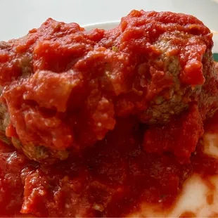 The most delicious meatballs!! Everyone at our table loved it.