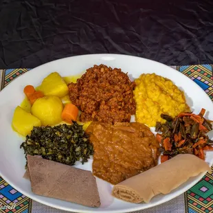 food, chicken wings and fried chicken