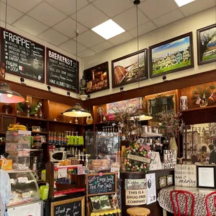 Great little coffee spot with some pastries. Owners and staff were super hospitable. Definitely recommend.