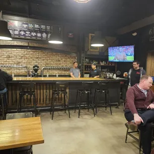 Canteen Taproom on Monday at Trivia