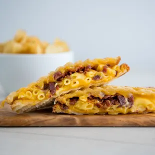 Mac Attack with Bacon Bits