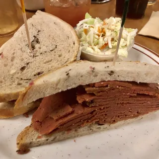 Mrs Goldfarbs Vegetarian Corned Beef/ Pastrami Reuben