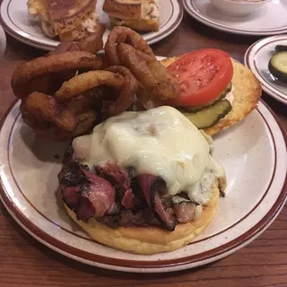 Pastrami Burger