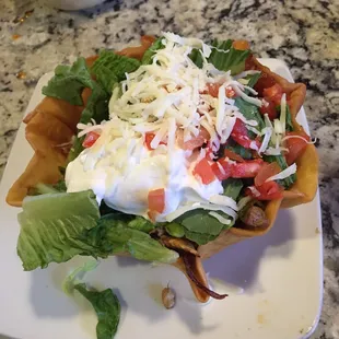 Fajita taco salad
