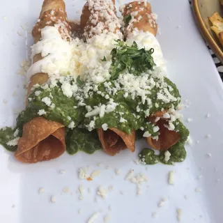 Flautas De Pollo O Papas