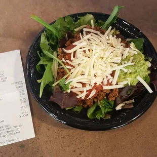 Weird salad. Looks and tastes disgusting. 11$