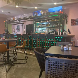 Full bar so gorgeous