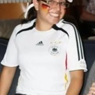 Elisa E.
