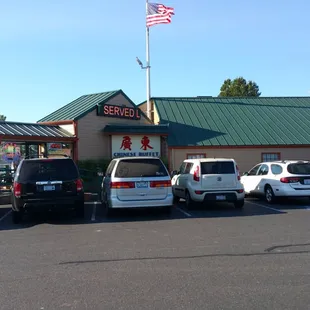 Excellent food! Everything was nice and hot, no cold food.