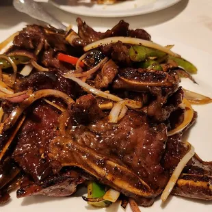 Black pepper short ribs