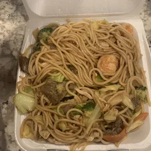 Combo Lo Mein