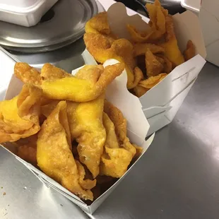 Crab Rangoon (16)