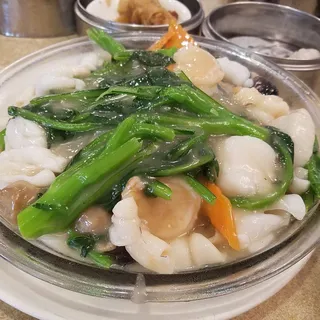 Seafood Pan Fried Cantonese Noodle