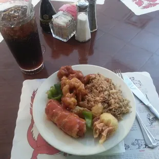 General&apos;s Chicken, Fried Rice, and egg rolls. You can&apos;t forget the Crab Rangoon!