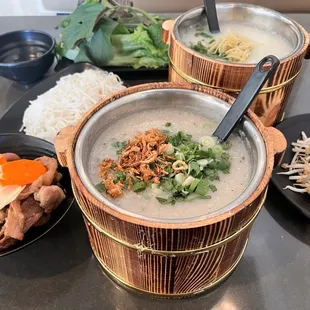 Chao long, chao ca and bun cha Ha Noi