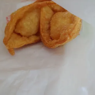 Crab Rangoon (I already ate 2 before the photo)
