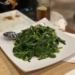 E9. Salteed Garlic Bok Choi