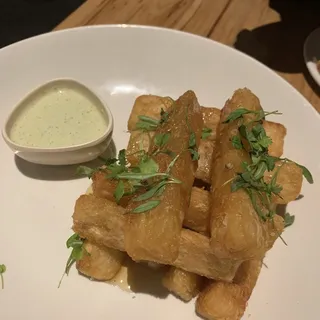 Yuca Fries