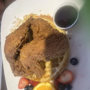 Chicken wings and waffle