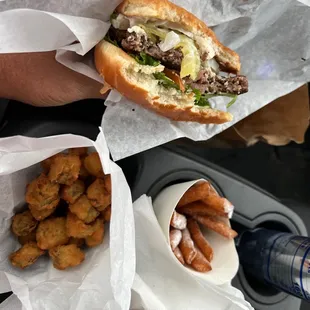 Diamond in the rough! Fantastic fresh food! Great customer service! So happy they were open to feed me!!!