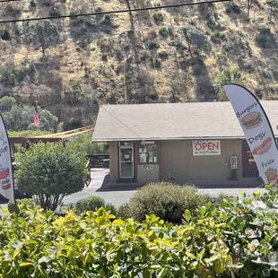 Why try to attract drive by customers to a place that's hardly open?