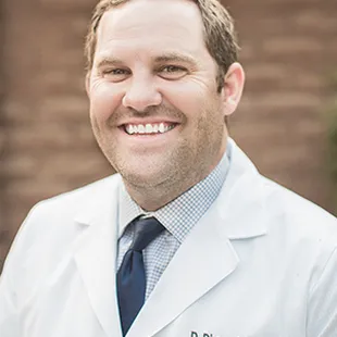 Dr. Dimond is the newest addition to our staff of highly trained and professional Podiatrists now serving the Central Valley.