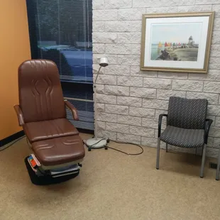 Treatment room of Flaherty and Florek Foot Care
