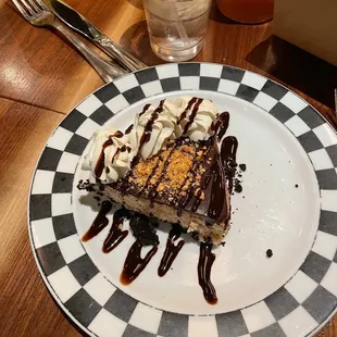 Chocolate Covered Peanut Butter Pie