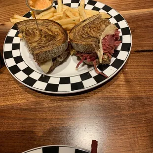Jake 's Famous Reuben