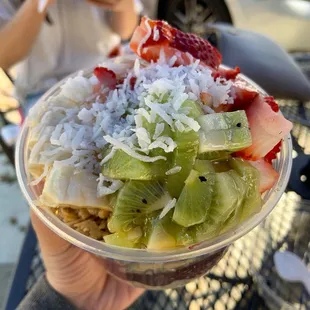 Build your own açaí bowl