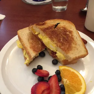 Belt Breakfasts Sandwiches