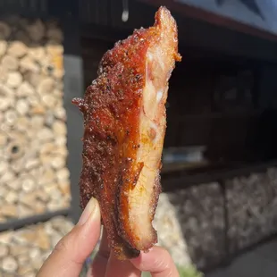 Patio area is aesthetically inviting, clean &amp; cool to see the BBQ grill where they Q-up all the tasty meat