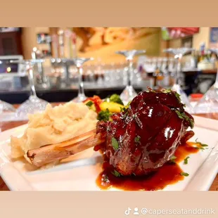 Capers lamb shank