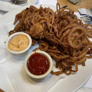 Crispy Fried Onion Strings
