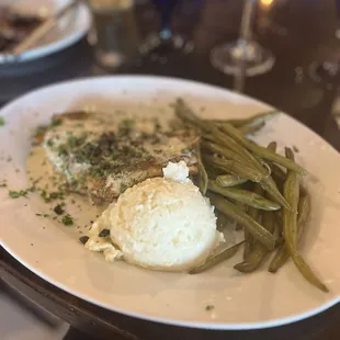 Grouper with mashed potatoes and green beans