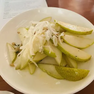 Pear salad